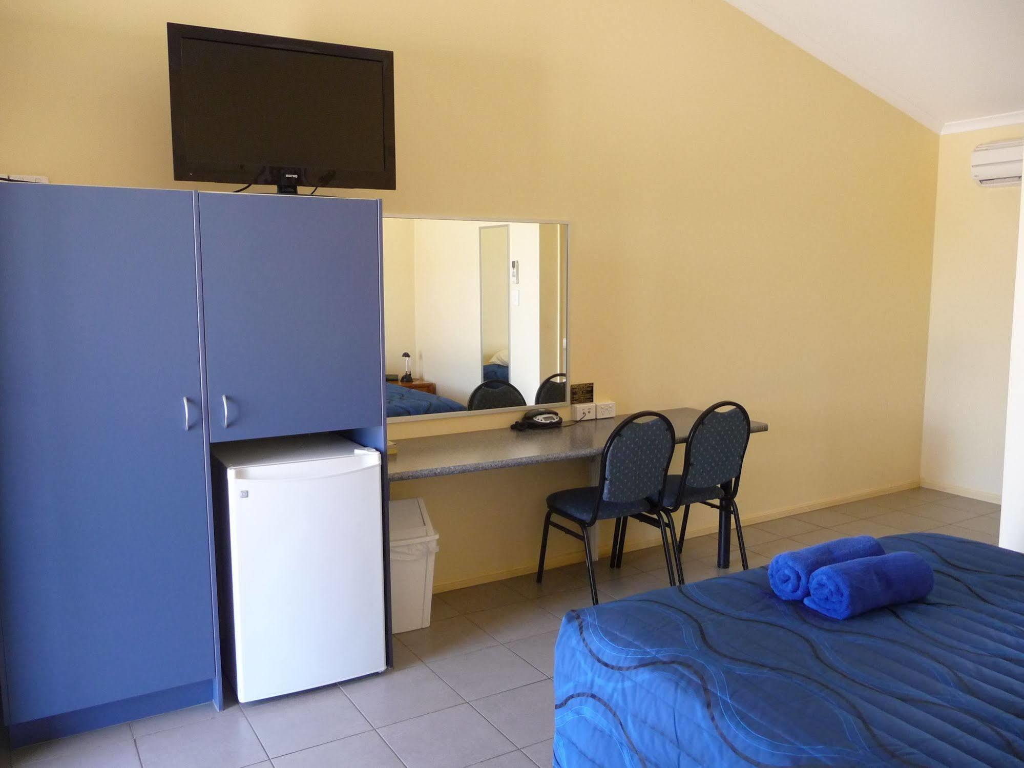 Moura Motel Bagian luar foto